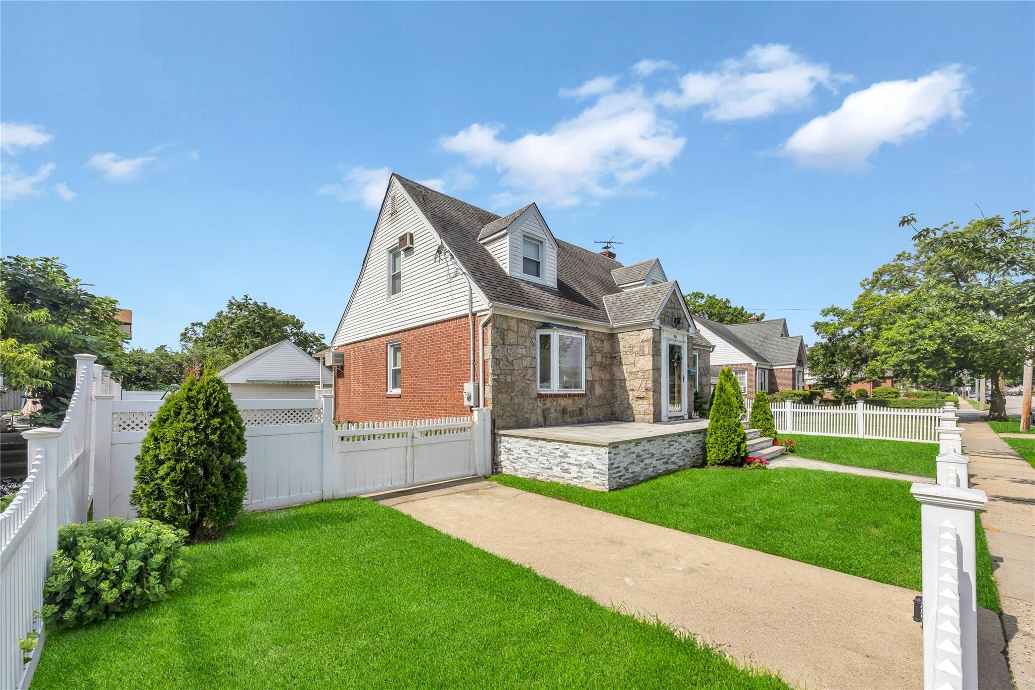 Property Photo: 933 Fenworth Boulevard NY 11010