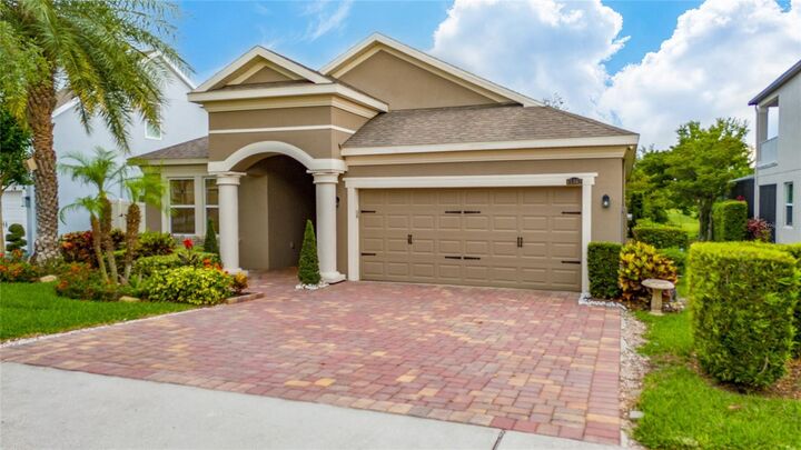 Property Photo:  15862 Citrus Grove Loop  FL 34787 