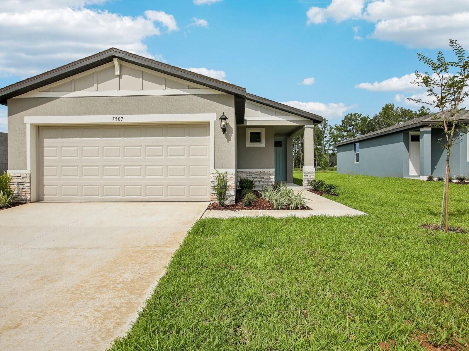 Property Photo: 7507 Mia Vine Drive FL 34601