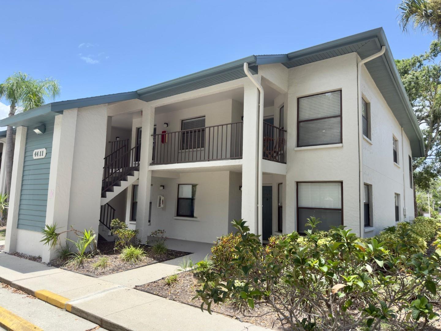 Property Photo: 4411 46th Avenue W 204 FL 34210