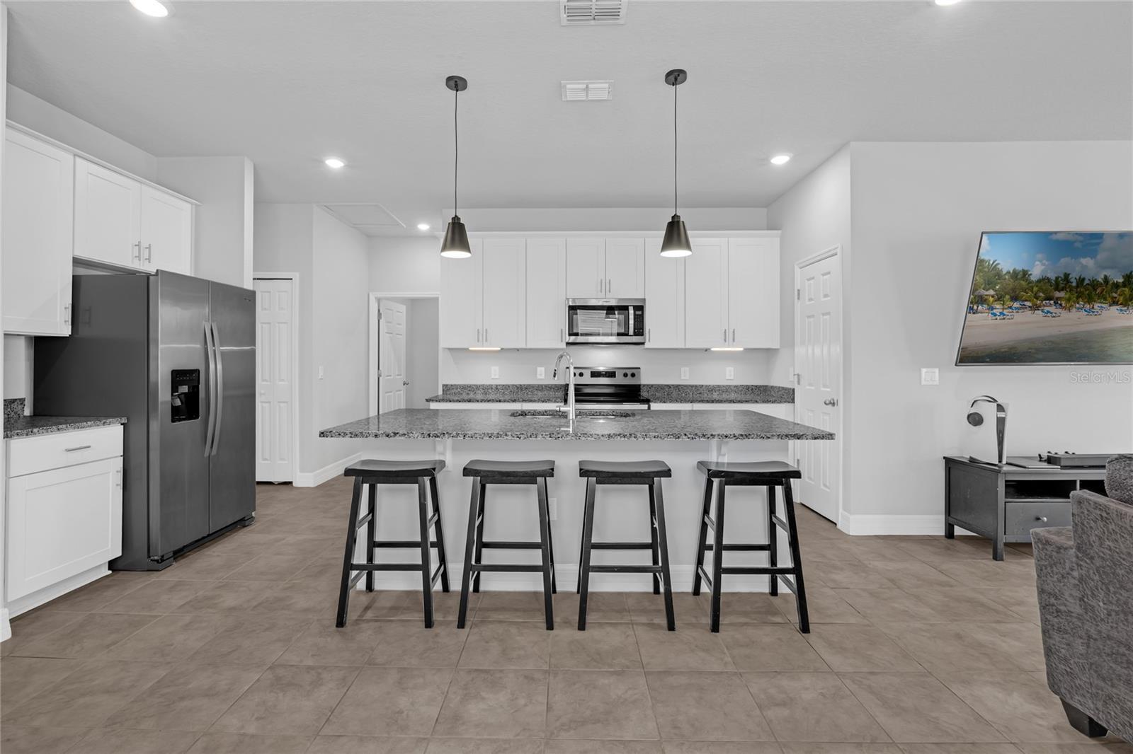 Property Photo: 2281 Mystic Maze Lane FL 34715