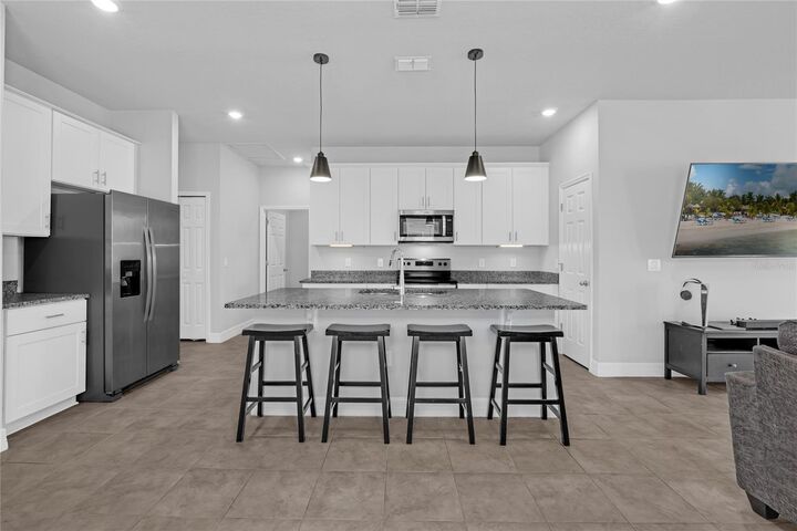 Property Photo: 2281 Mystic Maze Lane FL 34715