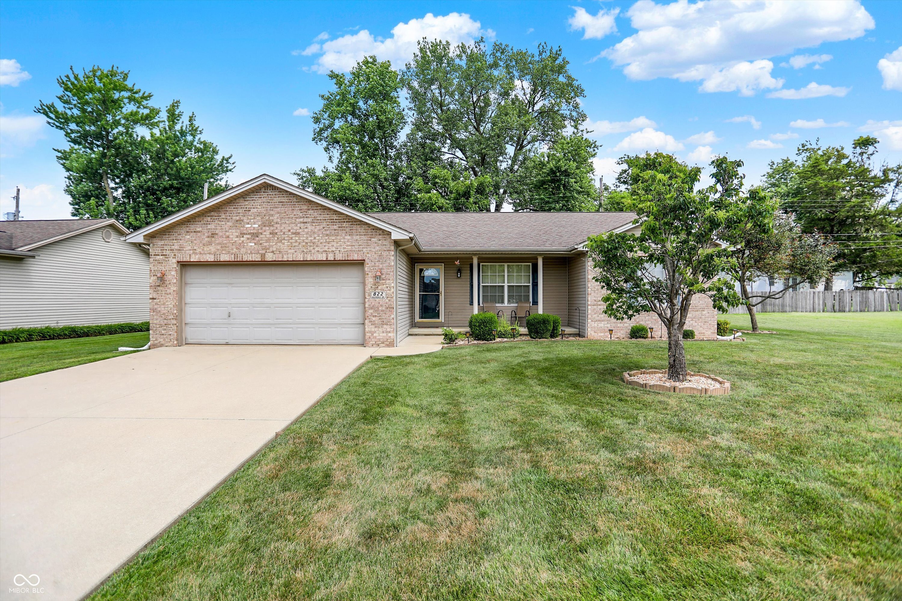 Property Photo: 822 Allendale Drive IN 47274