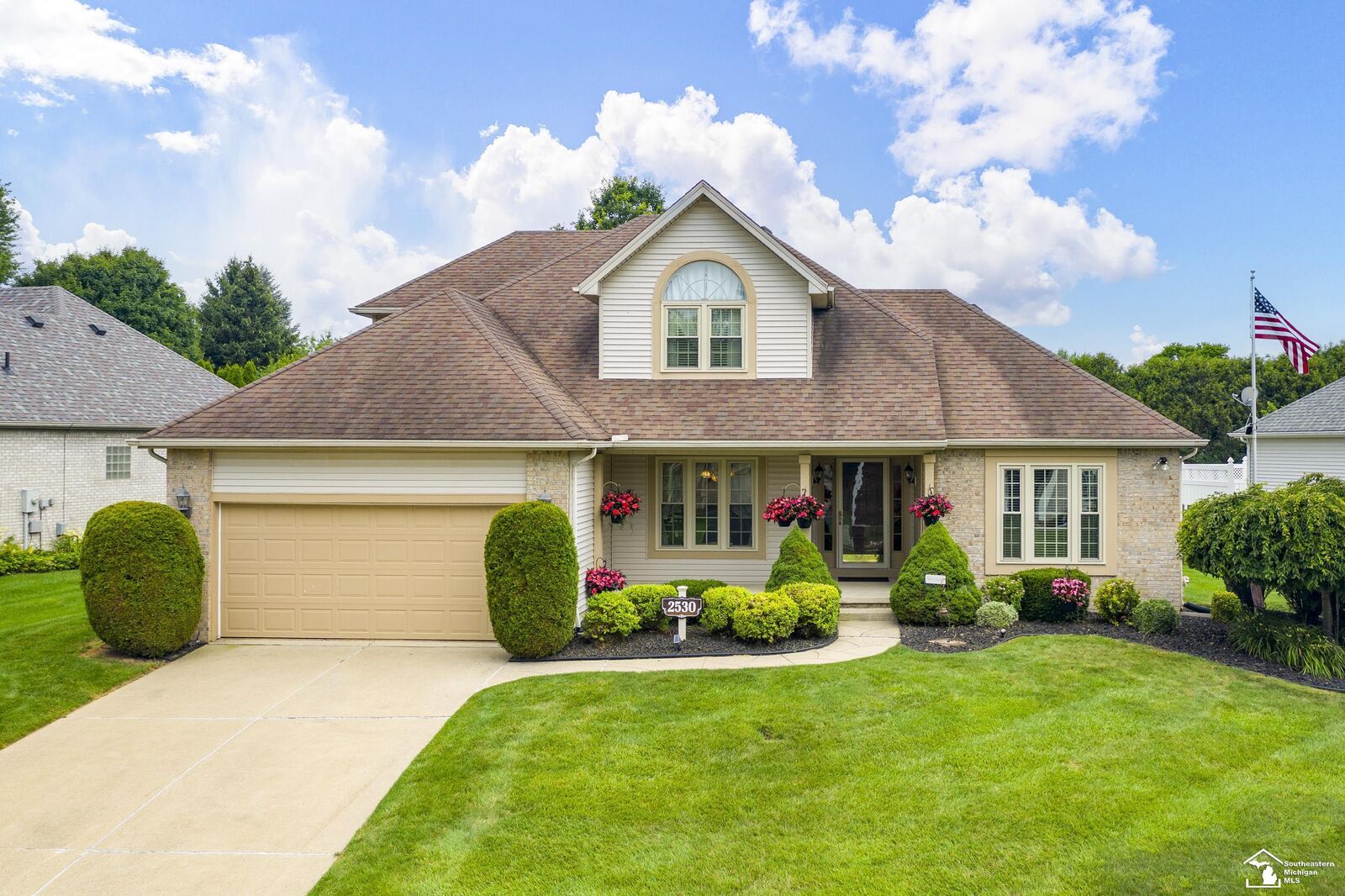 Property Photo:  2530 Sandpiper Road  MI 48144 