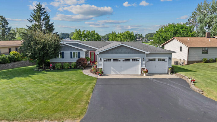 Property Photo: 4229 Kim Drive MI 49242