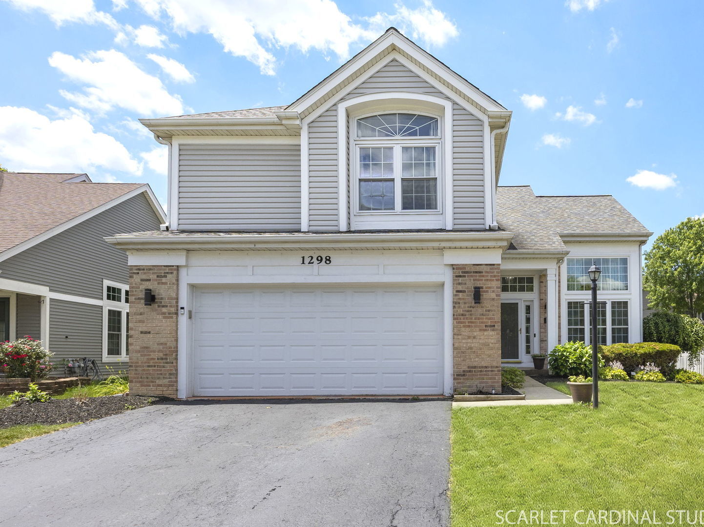 Property Photo:  1298 Dunbarton Drive  IL 60502 