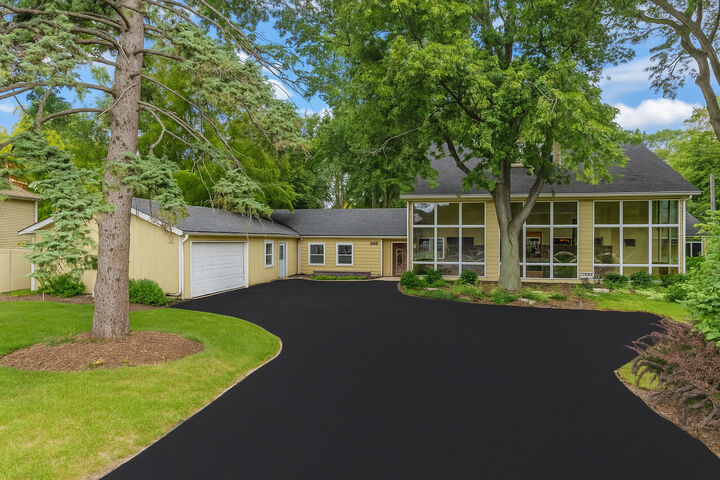 Property Photo: 1917 South Street IL 60134