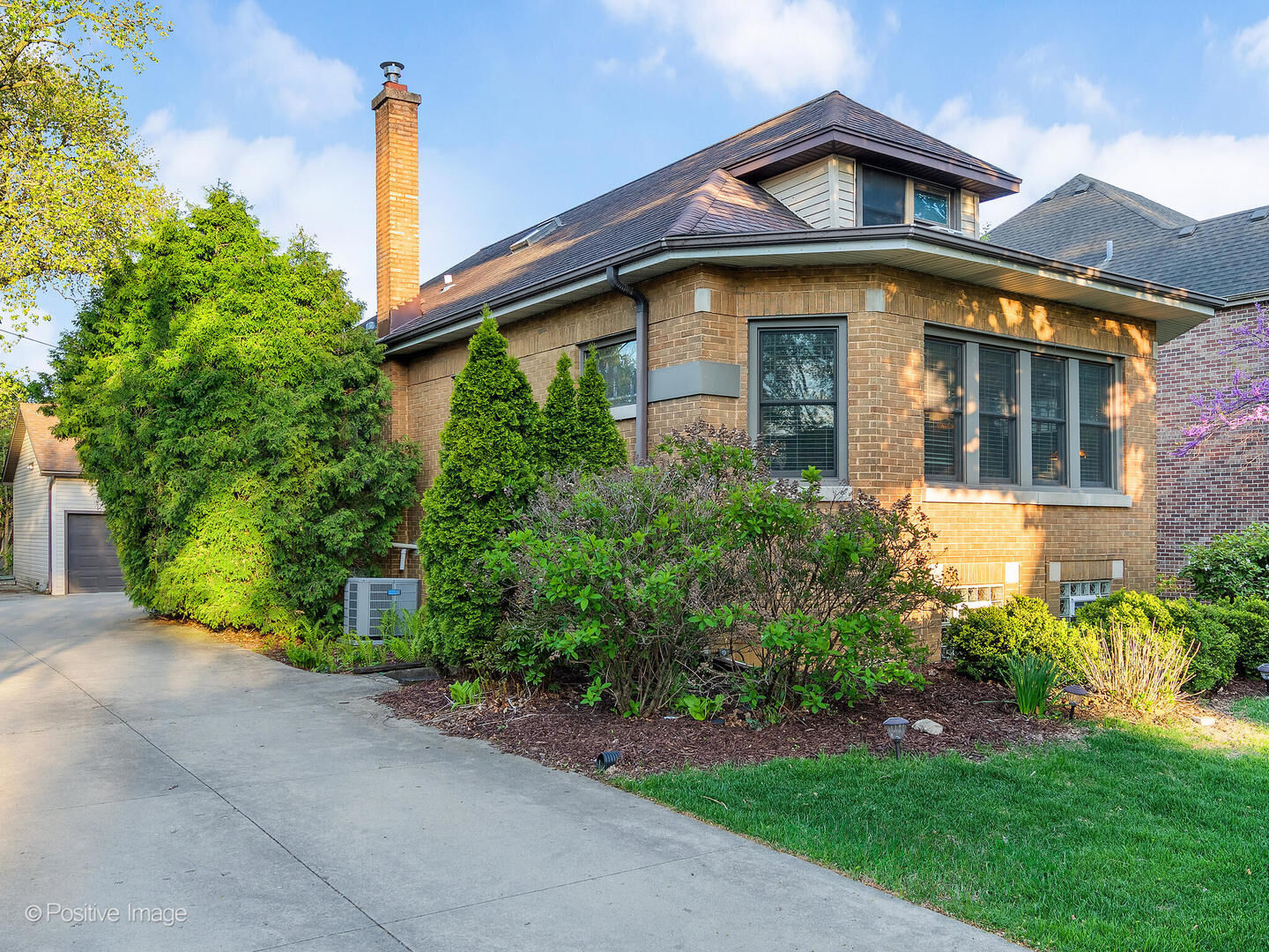 Property Photo: 375 S Berkley Avenue IL 60126