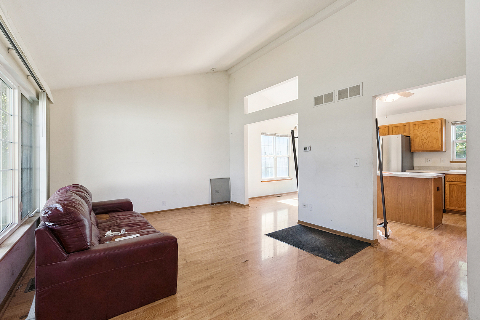 Property Photo: 4549 W Tulip Avenue IL 60449