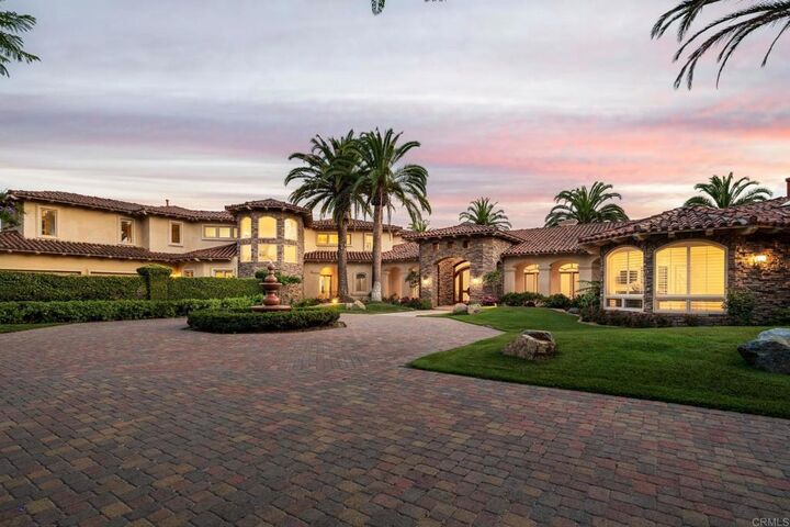 Property Photo: 6868 Spyglass Lane CA 92067