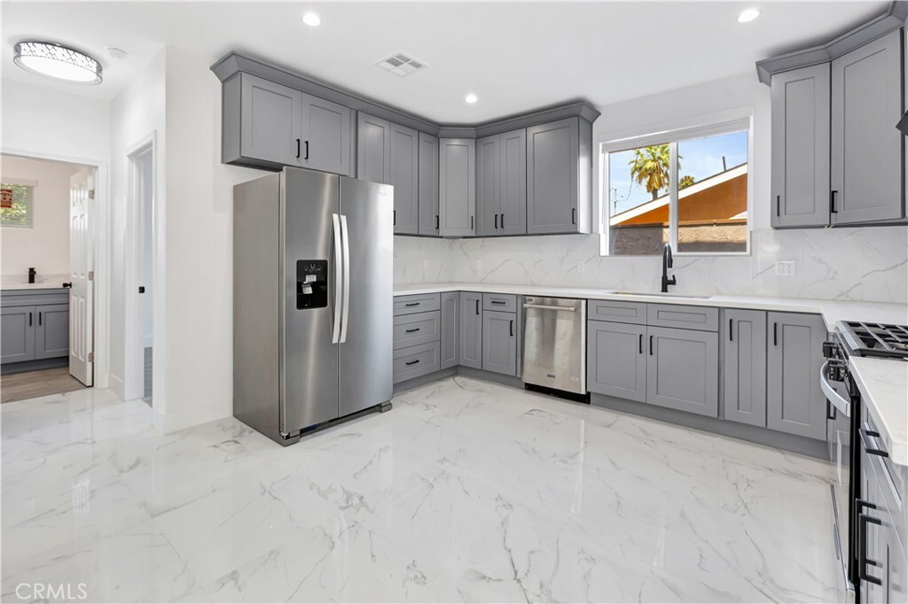 Property Photo:  1115 Broadmoor Avenue  CA 91744 
