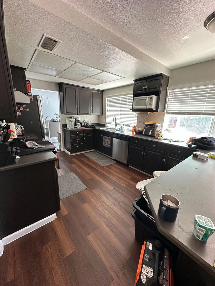 Property Photo: 3024 Tamango Way CA 95826