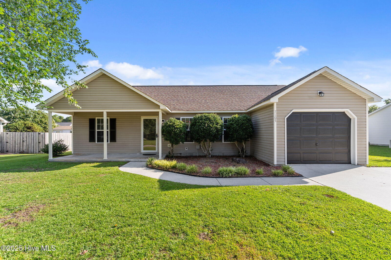 Property Photo: 7105 Retriever Drive NC 28411