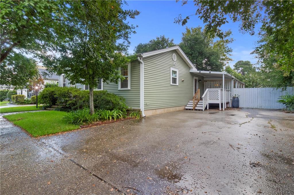 Property Photo: 3616 Derbigny Street LA 70001