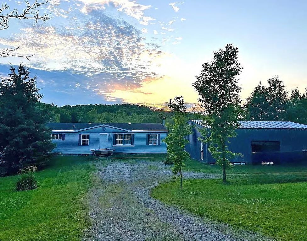 529 Poker Hill Road  Underhill VT 05489 photo