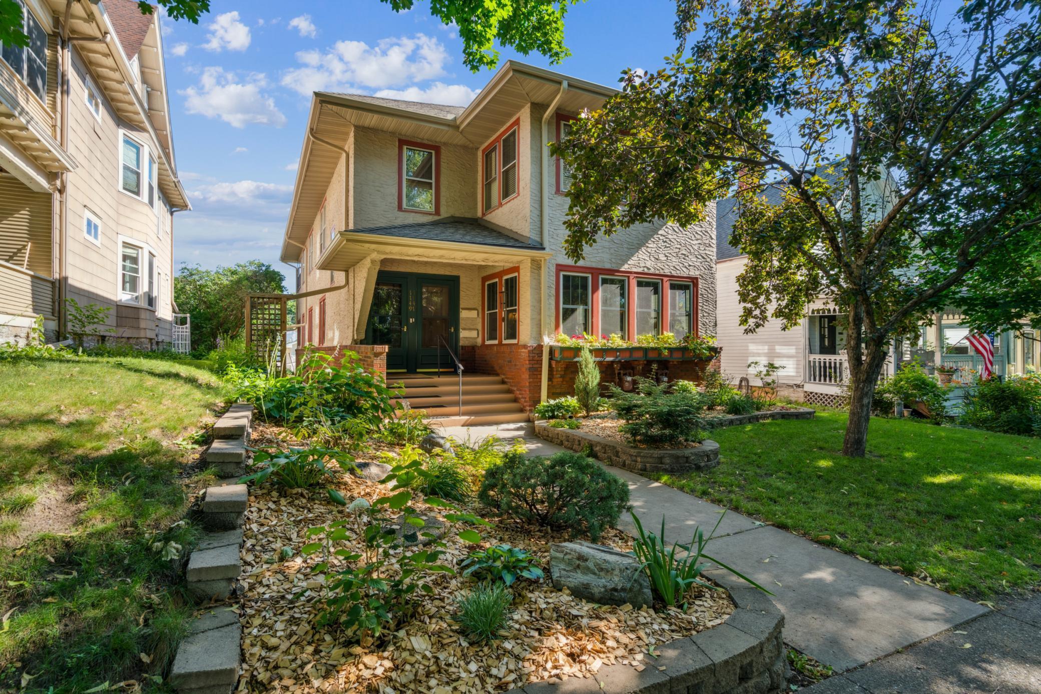 Property Photo:  1147 Lincoln Avenue  MN 55105 