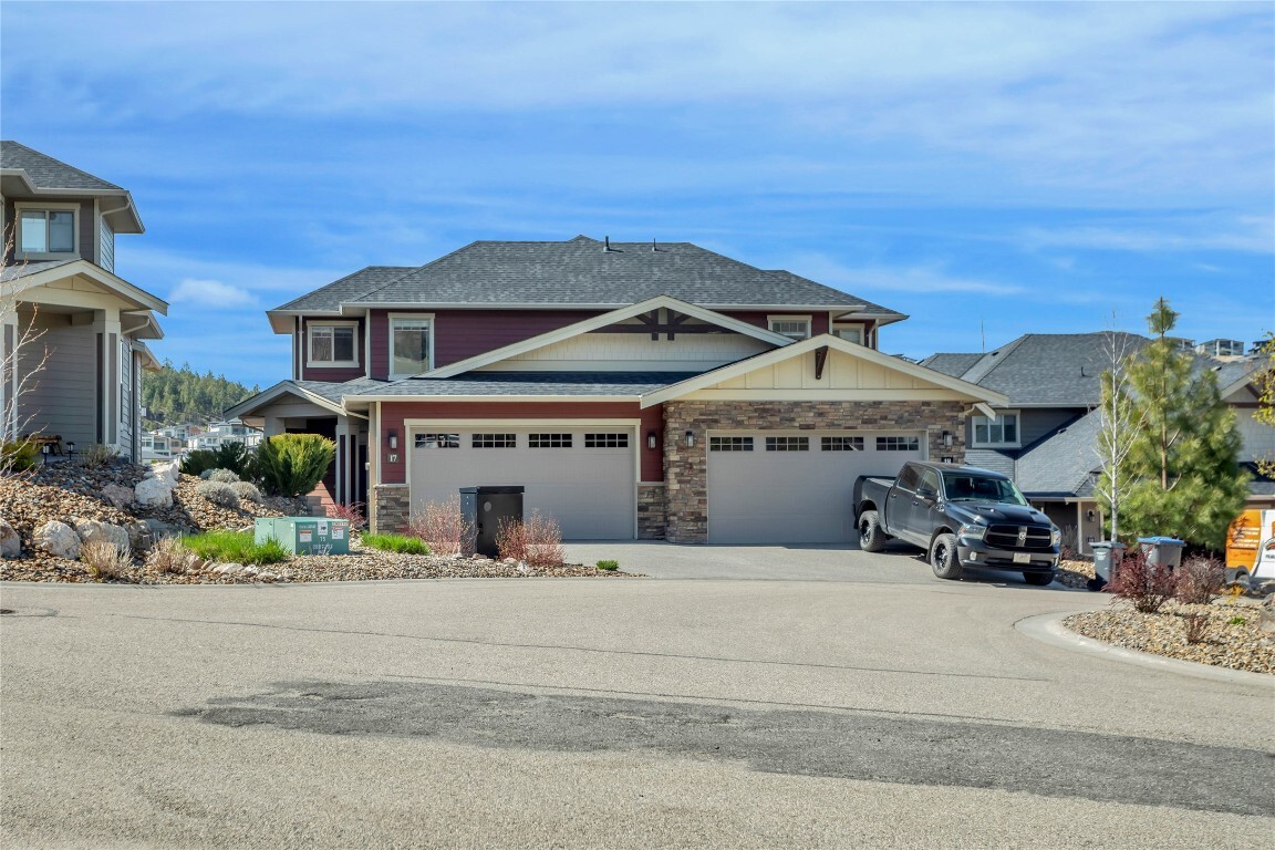 875 Stockley Street 17  Kelowna BC V1P 1S4 photo
