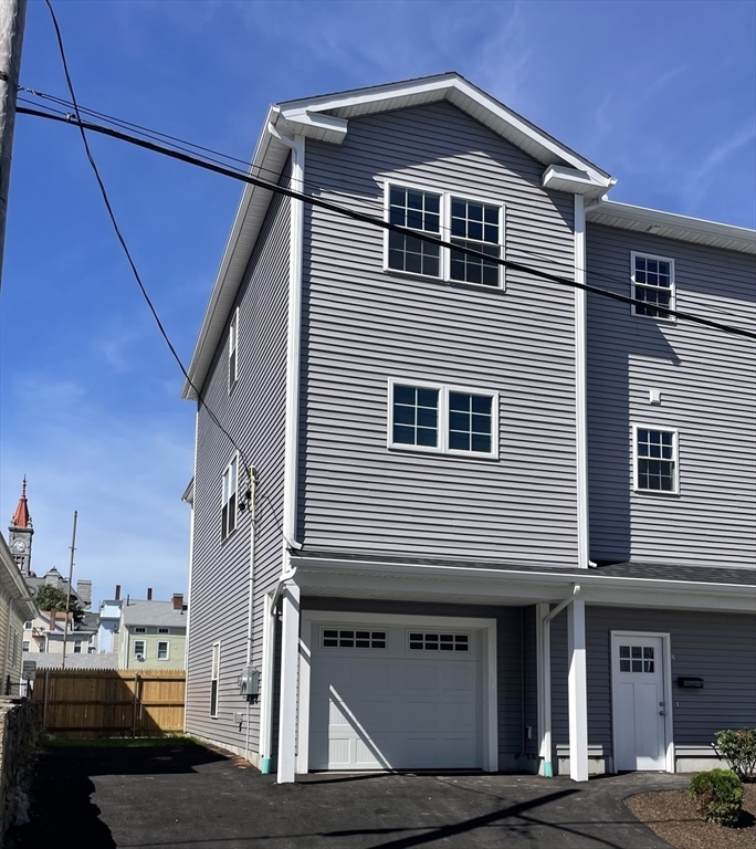Property Photo: 160 Franklin St 2 MA 02720