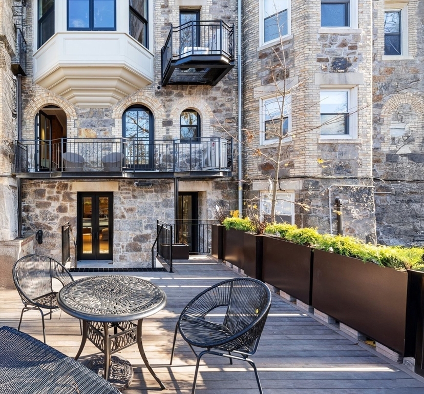 Property Photo: 320 Tappan Street 4 MA 02445