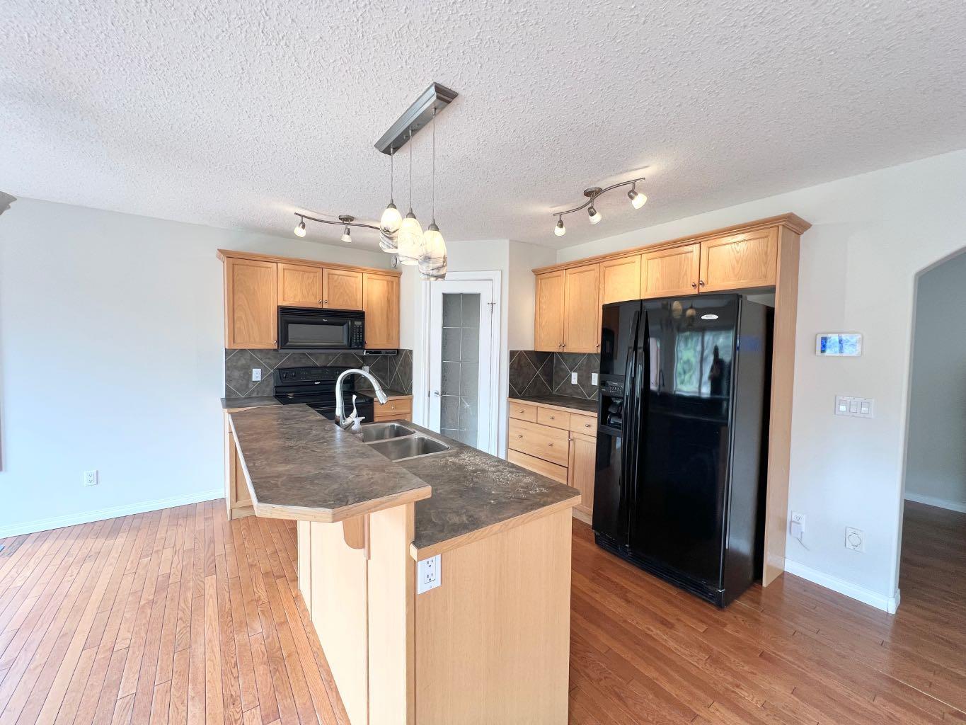 Photo de la propriété: 1014 1 Street SW AB T0J 0Y6