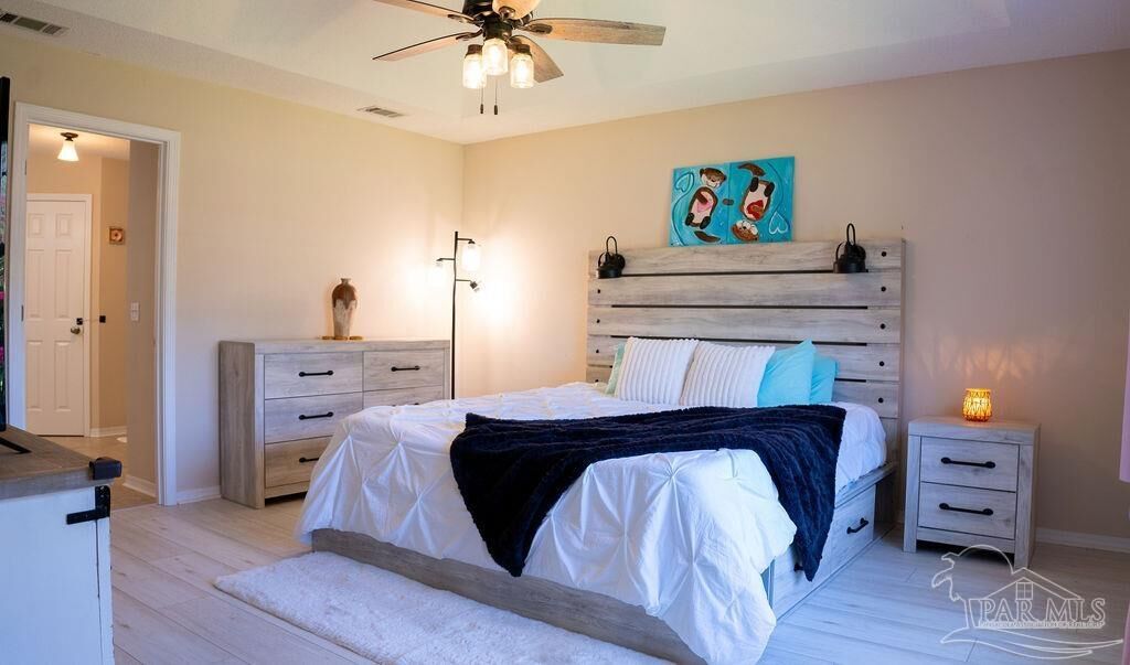 Property Photo: 2661 Hidden Estates Cir FL 32566