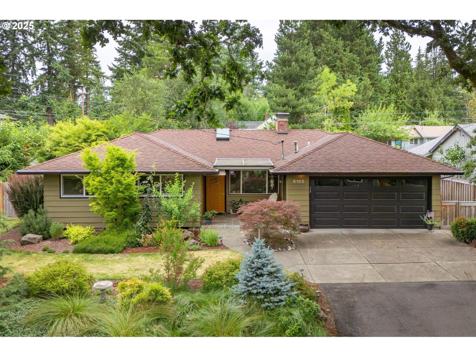 Property Photo:  8185 SW Landau St  OR 97223 
