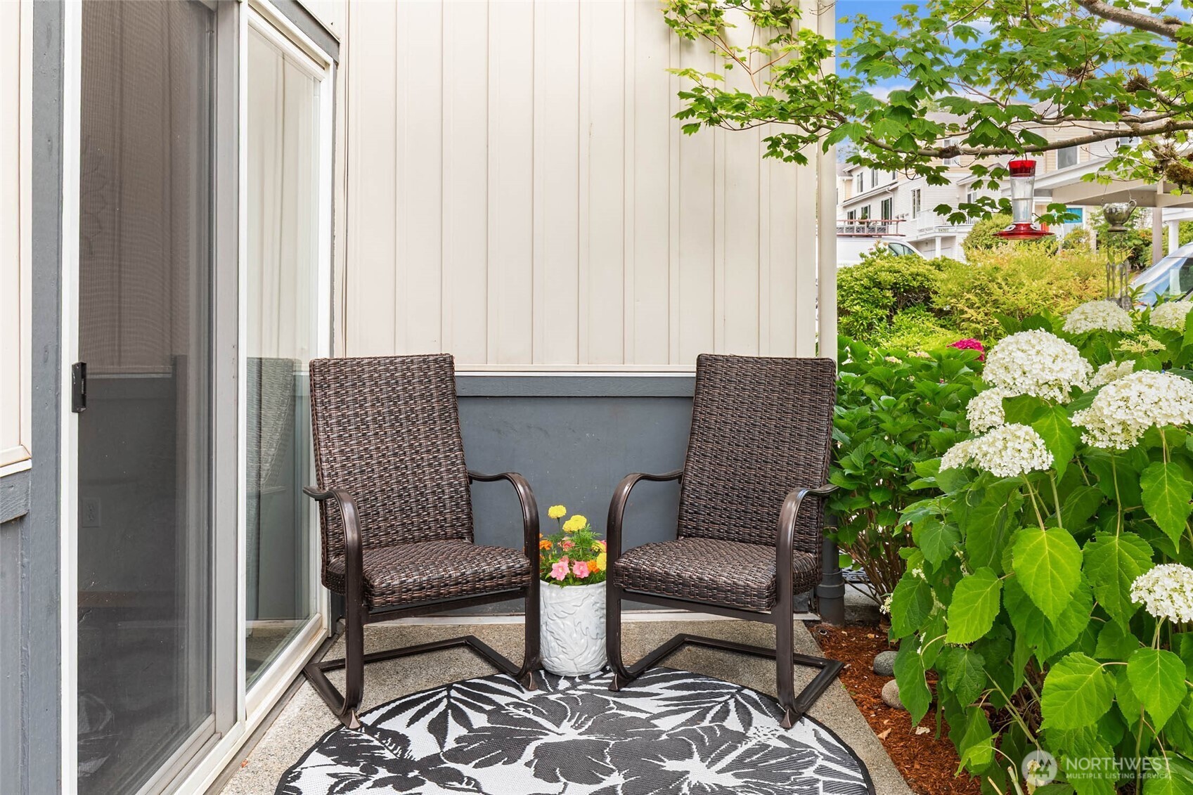 Property Photo:  14615  1st Lane NE B  WA 98019 