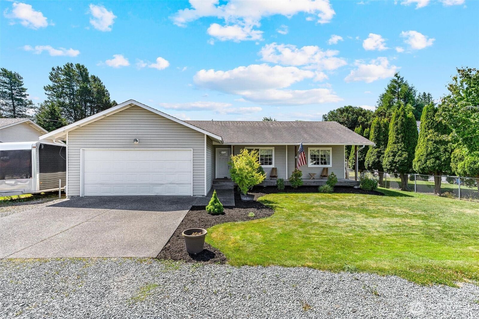 Property Photo:  801  John Liner  WA 98284 