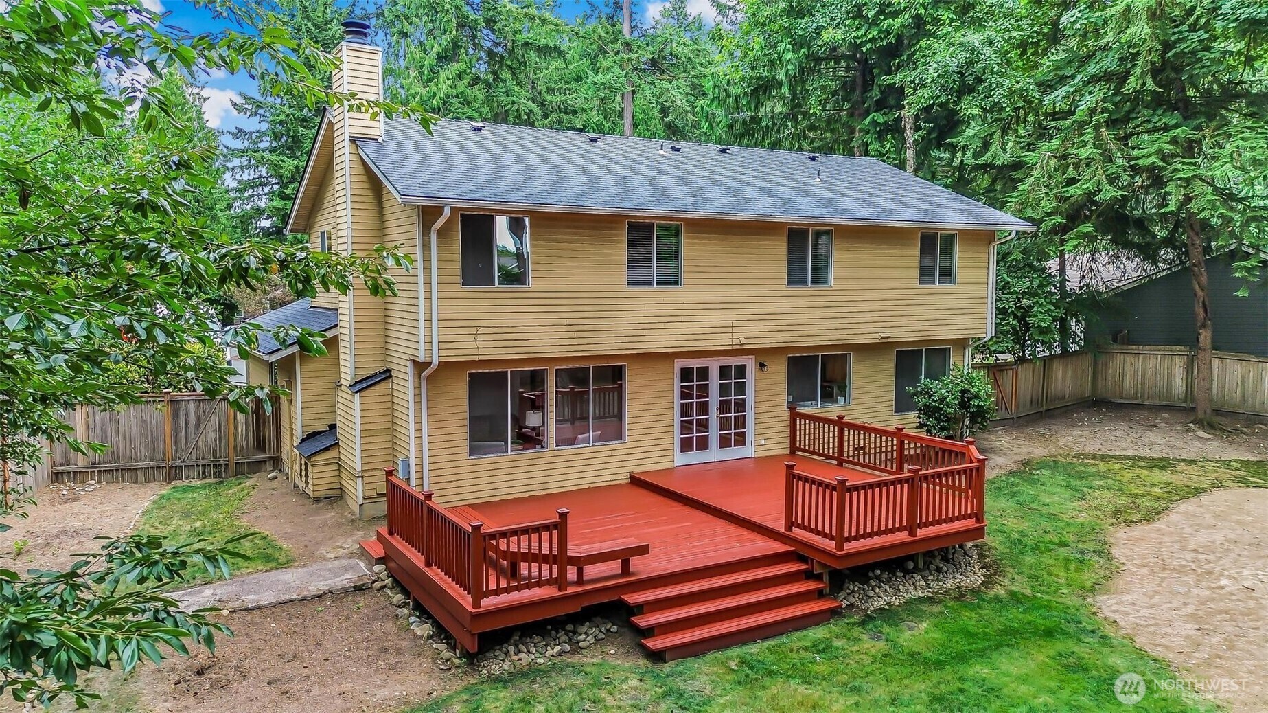 Property Photo: 20702 NE 42nd Place WA 98074