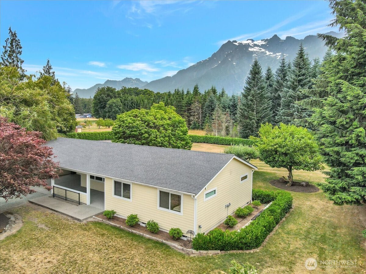 Property Photo: 38324 State Route 530 NE WA 98223