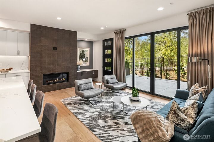 Property Photo: 282 118th Avenue SE WA 98005