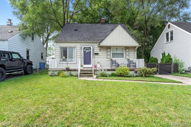 Property Photo: 24425 Andover Drive MI 48125