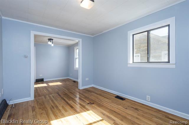 Property Photo: 420 W Browning Avenue MI 48030