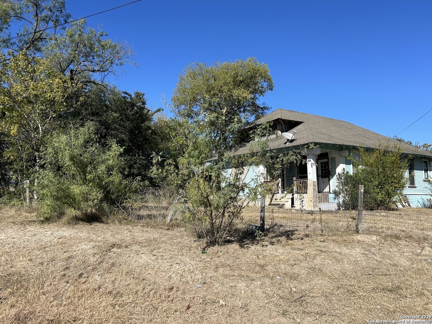 Property Photo: 9446 Espada Rd TX 78214