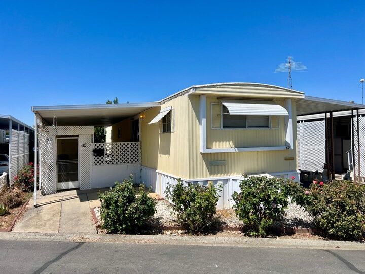 Property Photo: 1400 Meredith 62 CA 95322