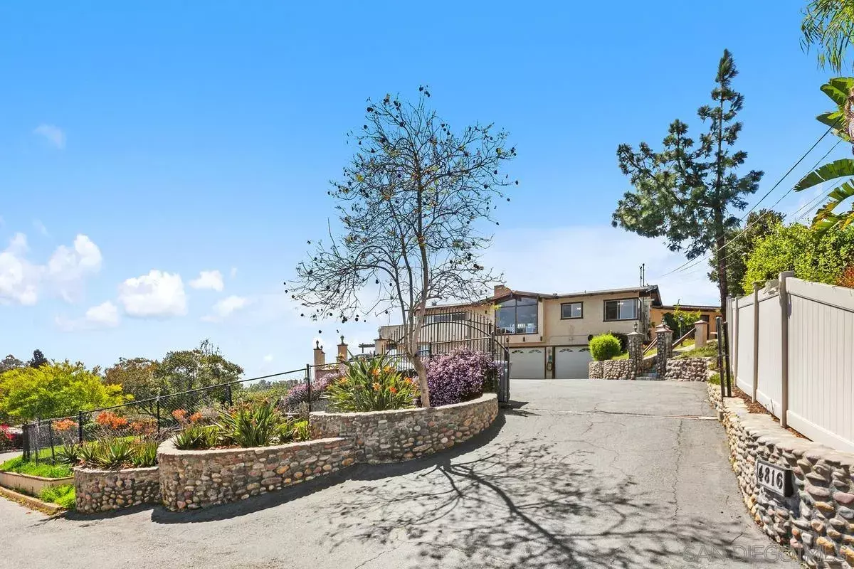 Property Photo:  4816 Redondo Dr  CA 91941 
