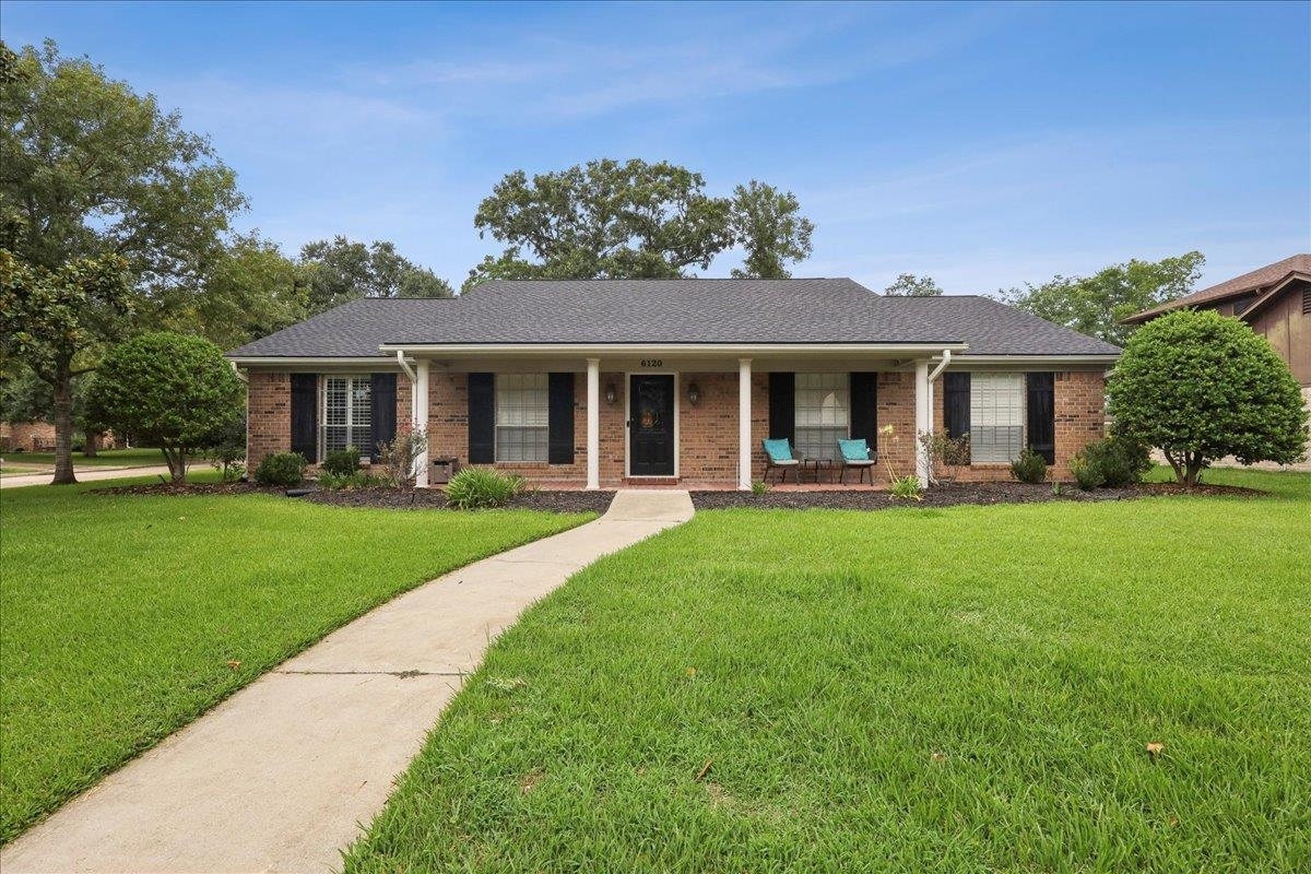 6120 Pinkstaff Lane  Beaumont TX 77706 photo