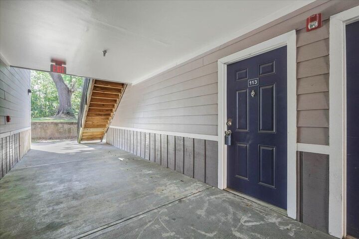 Property Photo: 3000 S Adams Street 113 FL 32301
