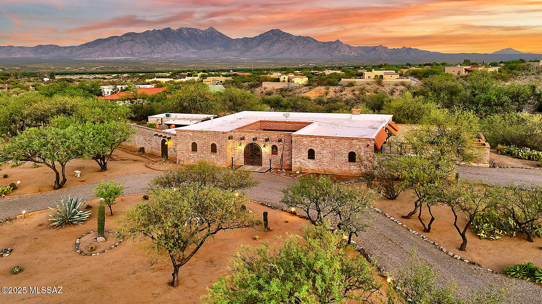 Property Photo:  909 W Mission Twin Buttes Road  AZ 85622 