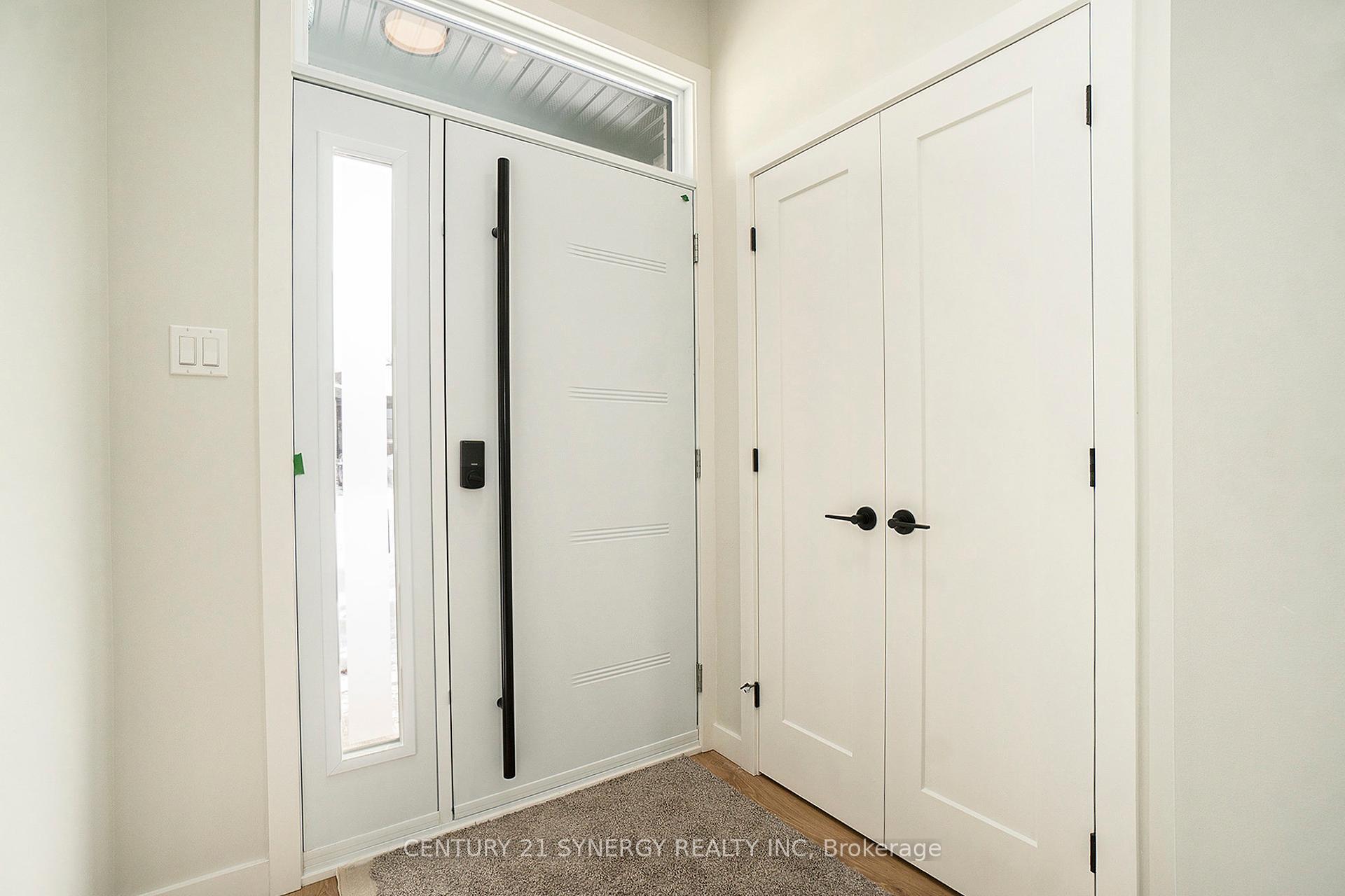Property Photo: 85 Villeneuve Street ON K0C 1W0
