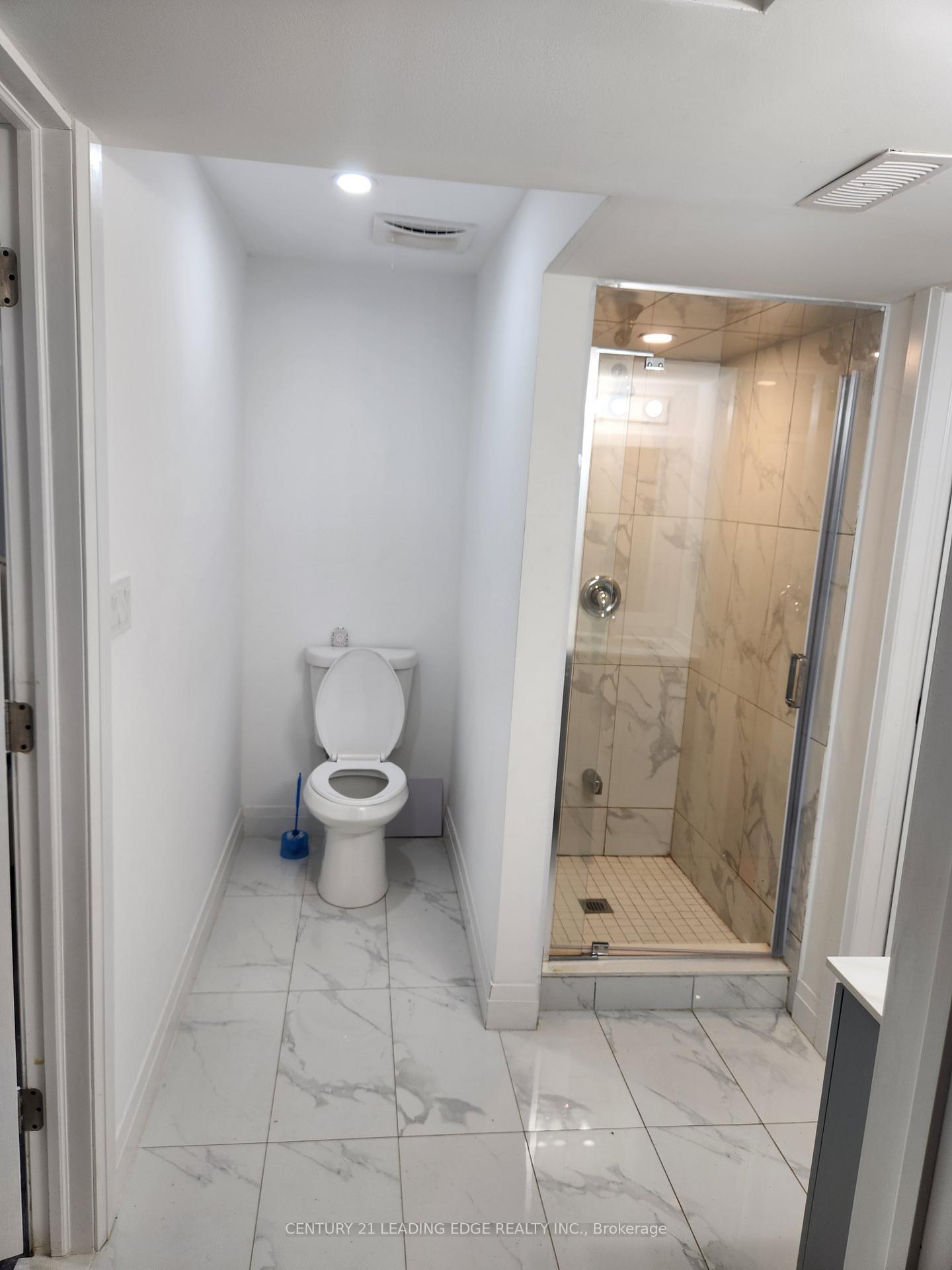 Property Photo: 28 Cedarholme Avenue E #Lower ON L0P 1N0