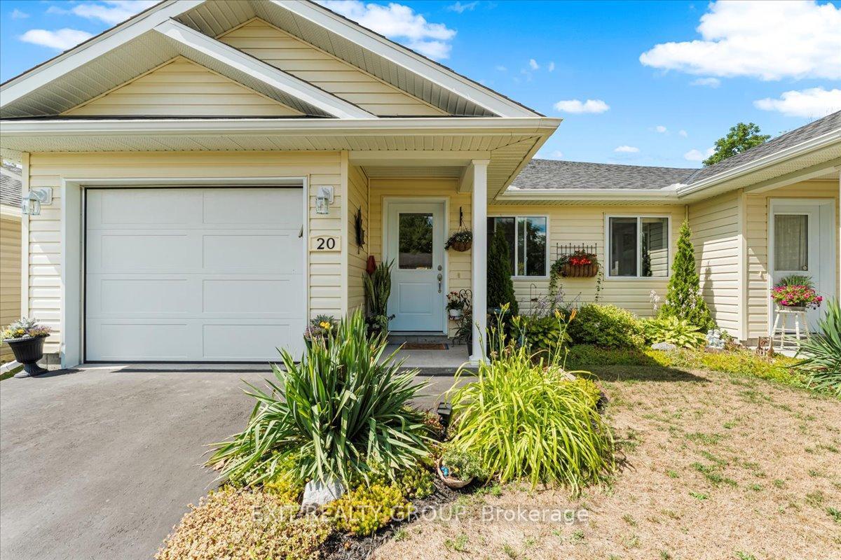 Property Photo: 20 Gladstone Street W ON K0K 2K0