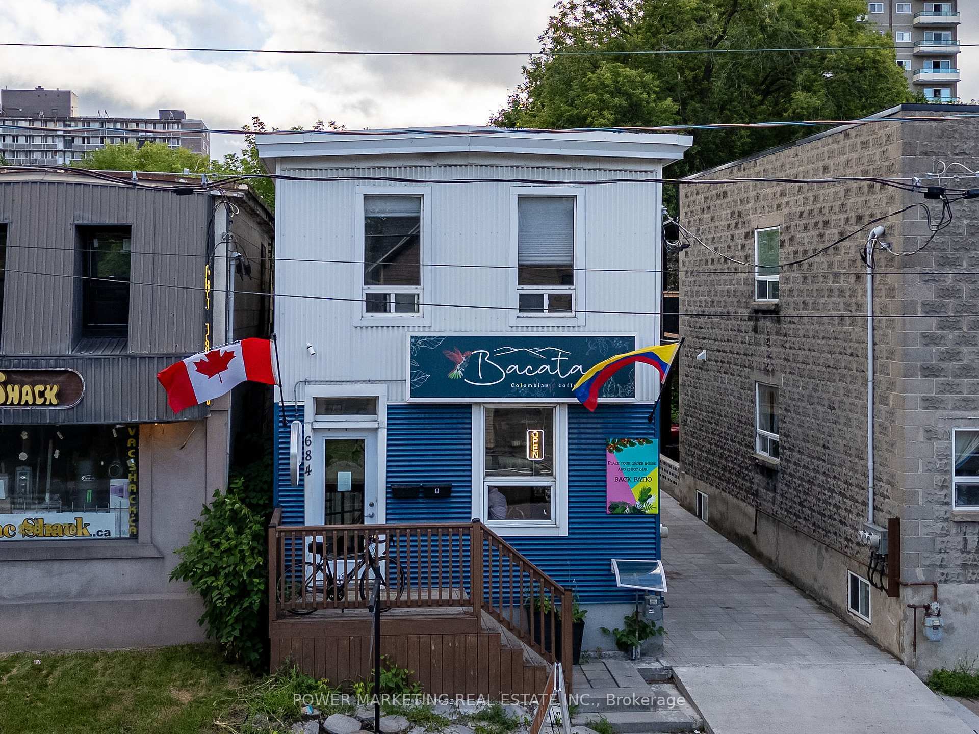Property Photo: 684 Bronson Avenue ON K1S 4E9