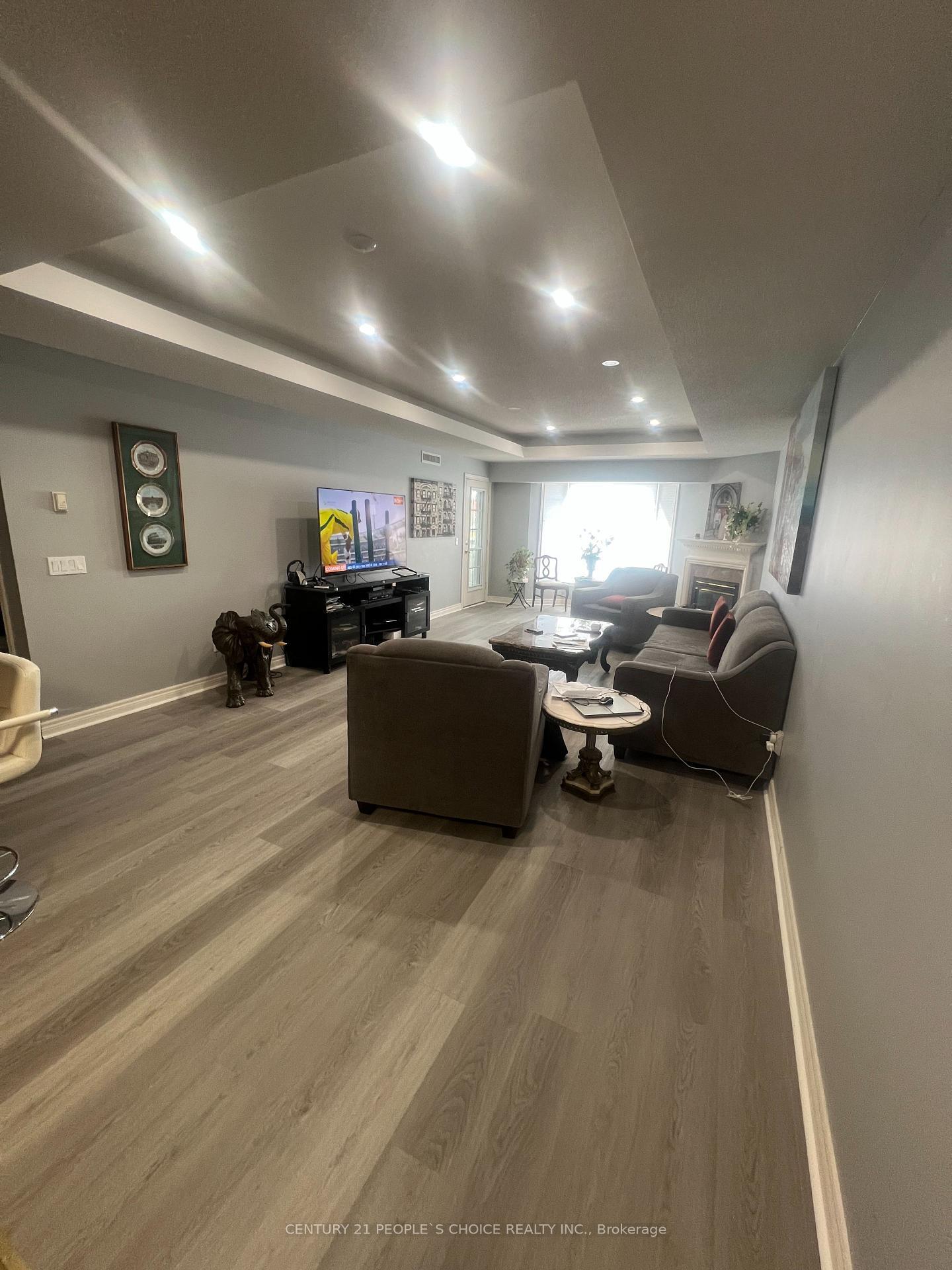 Property Photo:  990 Golf Links Road 308  ON L9K 1J8 