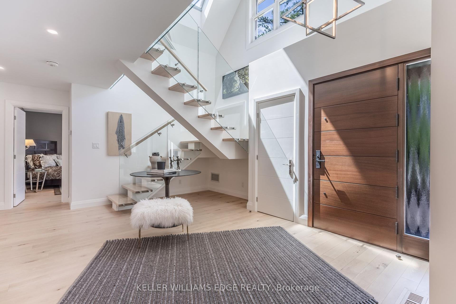 Property Photo: 319 Goodram Drive ON L7L 2J9