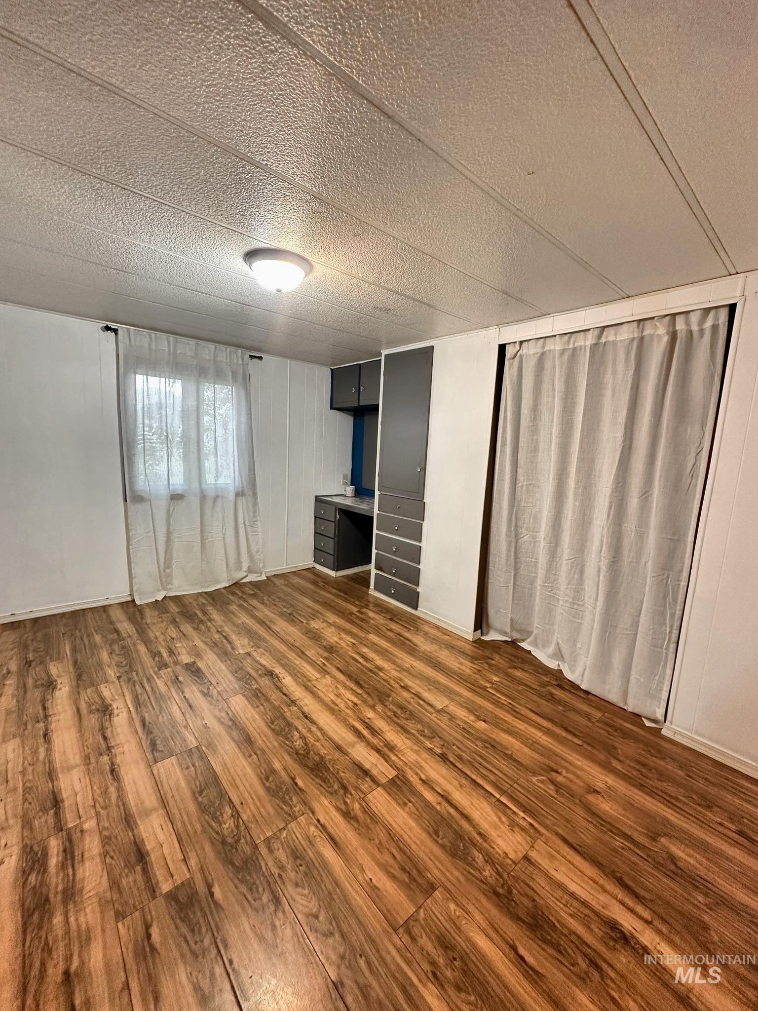 Property Photo: 628 Burrell Ave 7 ID 83501
