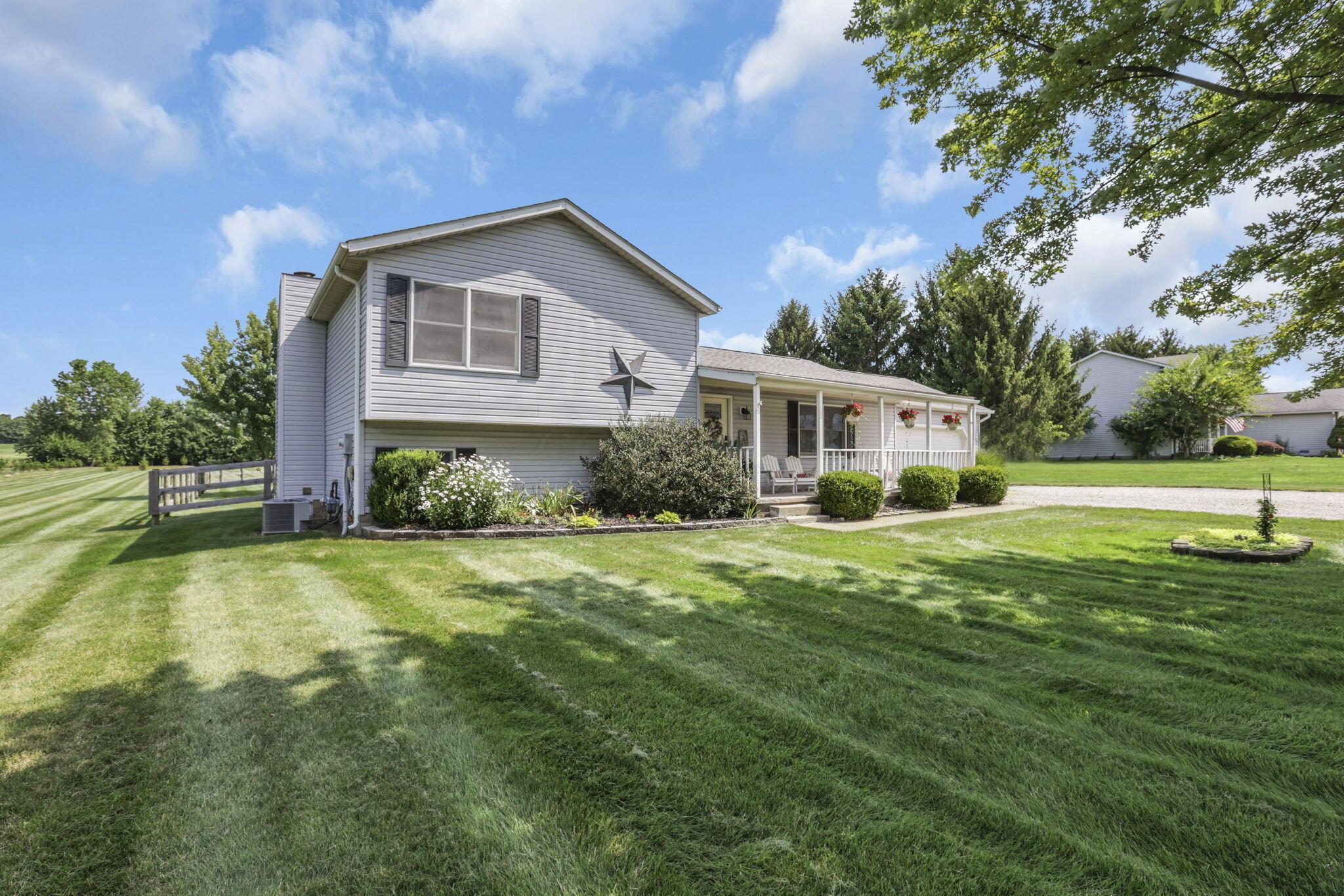 Property Photo:  5826 Blacks SW Road  OH 43062 