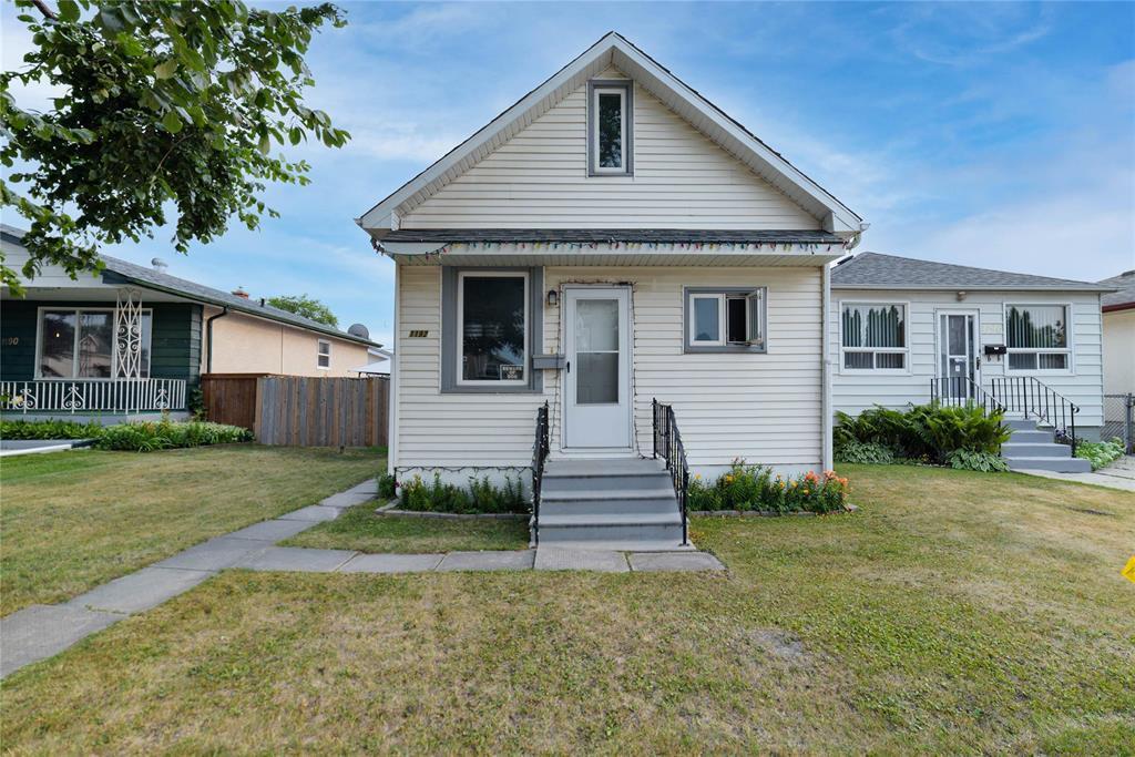 Photo de la propriété: 1192 Mountain Avenue MB R2X 1E2