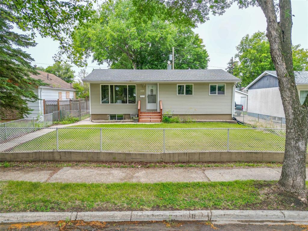 Property Photo: 1410 6th Street MB R7A 3R9