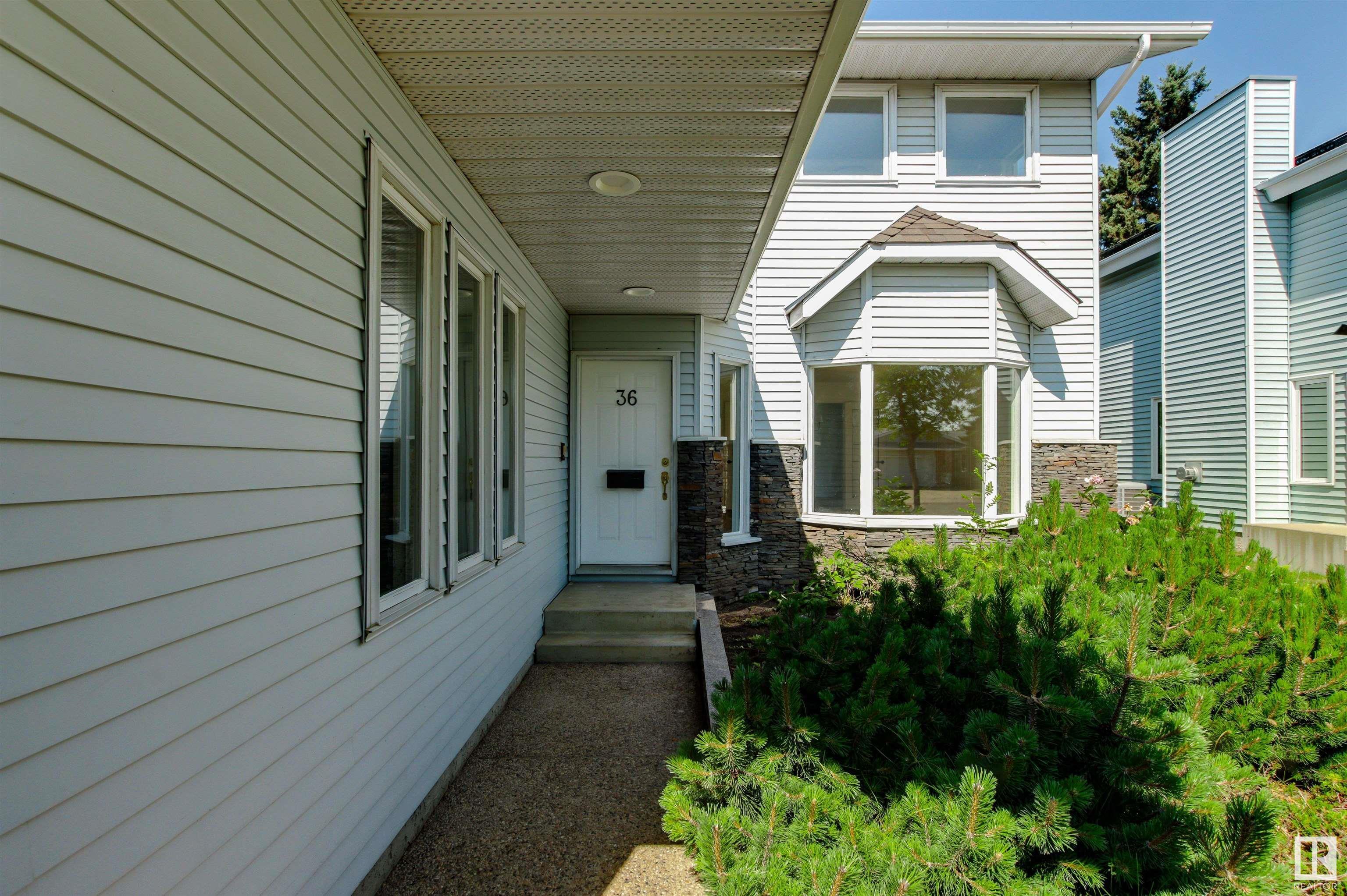 Property Photo: 36 Langholm Drive AB T8N 3W1